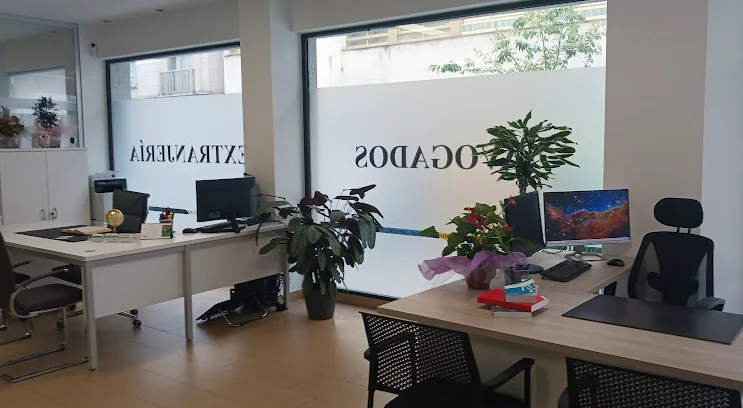 MISTURA LEGAL AVOGADOS en Carballo: Abogado especialista en derecho de extranjería